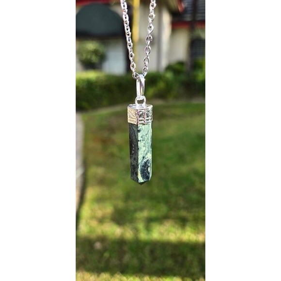 Kambaba Jasper Crystal Point Pendant - Picture 3 of 5